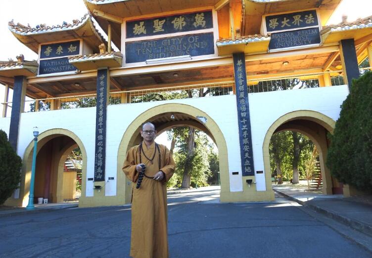 六祖禅院释衍梅住持访问美国万佛圣城和佛光山西来寺